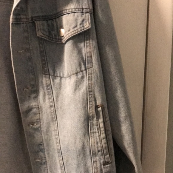 Forever 21 Jean jacket Medium - Picture 5 of 8